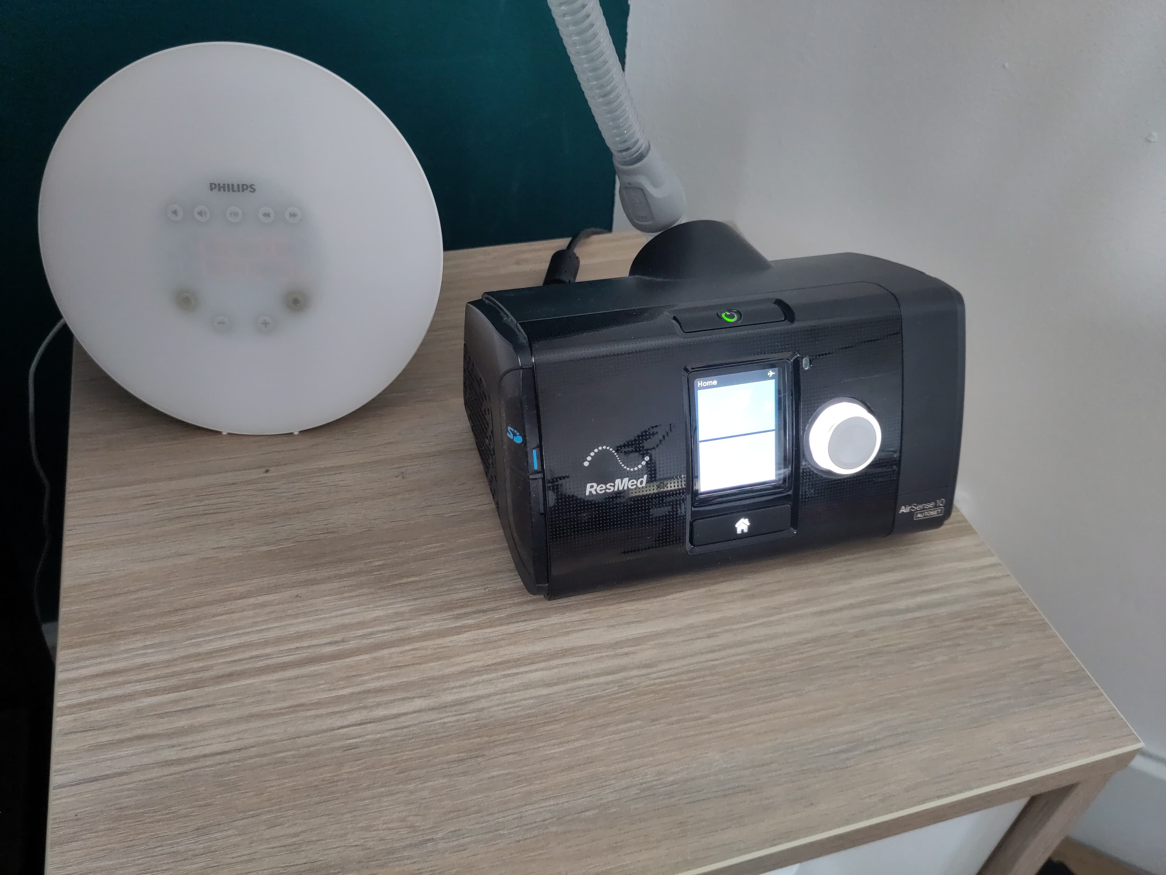 CPAP hose holder